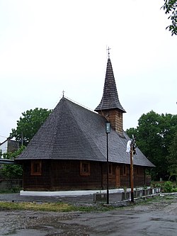 Biserica de lemn din Bont.jpg
