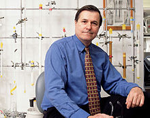 Боб Линхард в лаборатория 2011 cc освободен.jpg