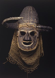 A Yaka people's mask at the Brooklyn Museum. Brooklyn Museum 1991.172.1 Anthropomorphic Mask.jpg