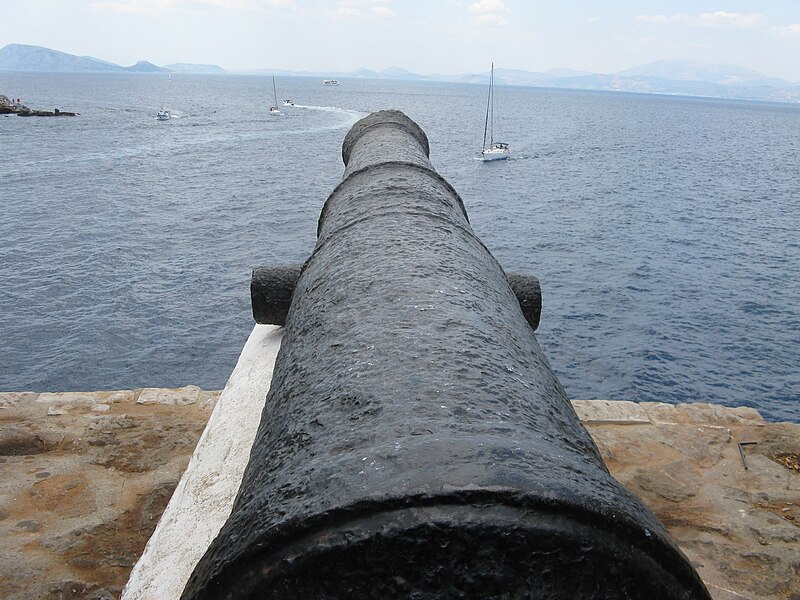 File:Cannon at Hydra.jpg