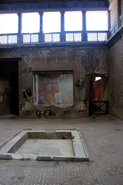 File:Casa Sannitica Herculano 04.JPG