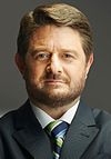 Claudio Orrego na černém pozadí (Headshot).jpg