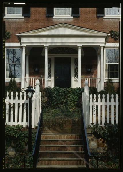 File:Close view of the south elevation showing the porch - Henry Foxhall House, 3123 Dumbarton Street, Northwest, Washington, District of Columbia, DC HABS DC,GEO,54-21 (CT).tif