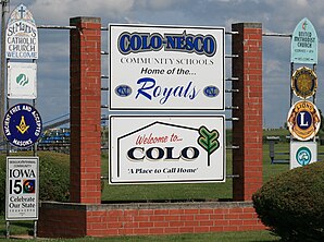 Colo Iowa 20090816 Welcome Sign.JPG