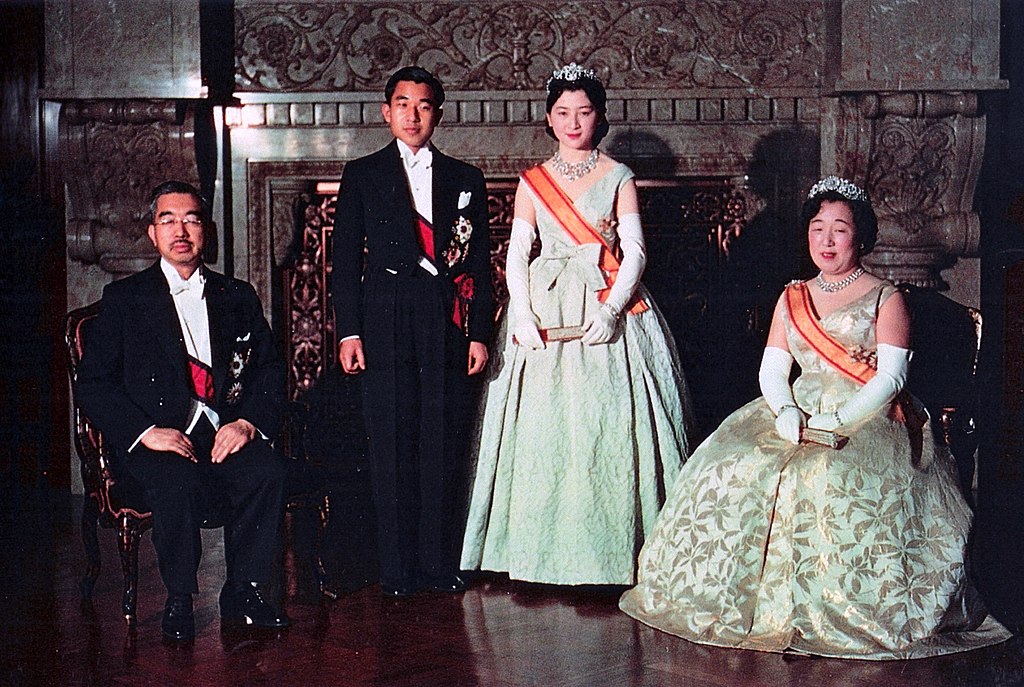 File:Crown Prince & Princess & Emperor Showa & Empress Kojun 