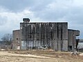 Миниатюра для Файл:Der Bunker in Rostock east side.jpg