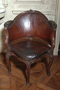 Fauteiul de Bureau or desk chair (c. 1750)