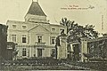 Façade du château et habitants en 1910