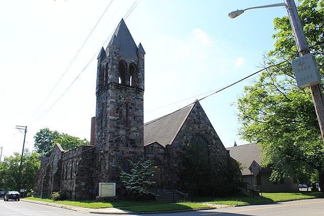 Image: First Congregational United Church of Christ, 218 North Adams, Ypsilanti, Michigan   panoramio