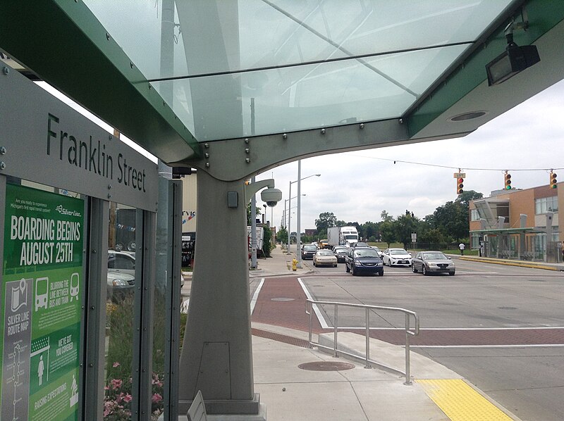 File:Franklin Street Station, Silver Line, Grand Rapids, Michigan.JPG