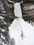 Thumbnail for File:Frozen Munising Falls (0dba30e3-2379-45d6-9c51-2260540d8fcd).JPG
