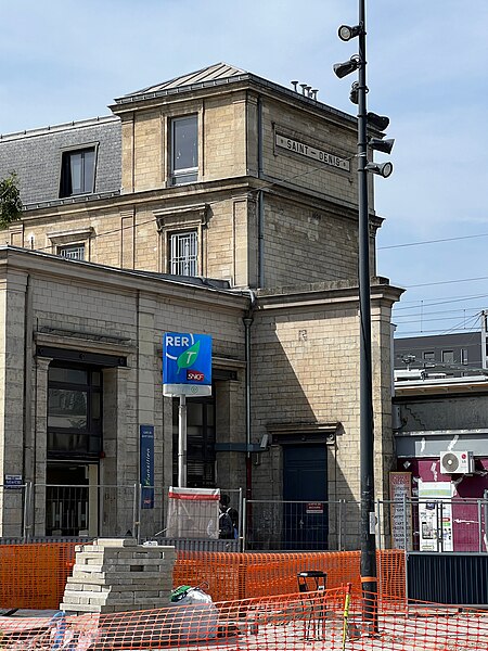 File:Gare Saint Denis - Saint-Denis (FR93) - 2022-07-17 - 2.jpg