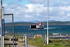 Gigha ferry coming in to Tayinloan.jpg