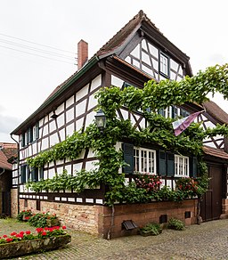 Winzergasse in Gleiszellen-Gleishorbach