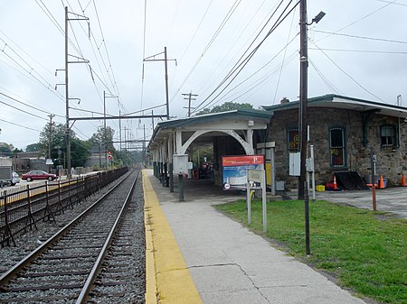 Glenside station