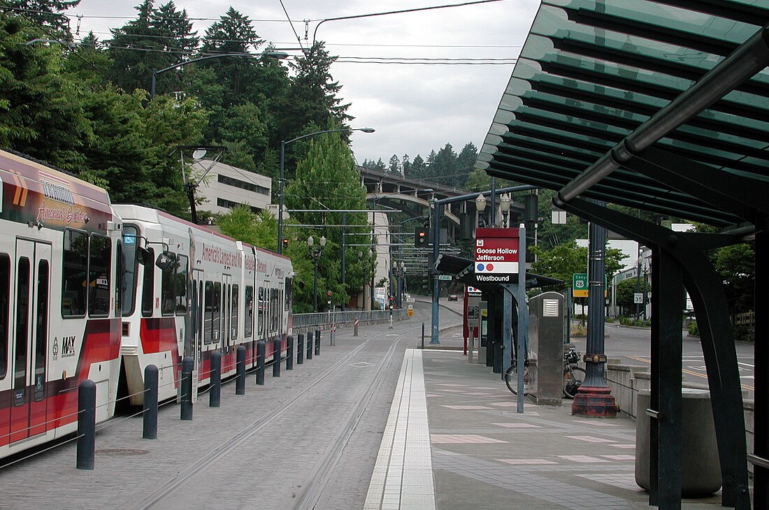 Goose Hollow/Southwest Jefferson Street station