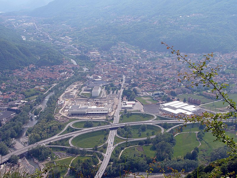 File:Gravellona Toce - Panorama.jpg