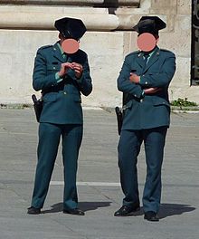 España - Guardia Civil - Casco militar - Tricornio de la Guardia