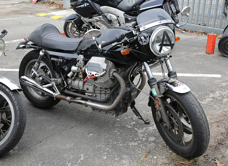 File:Guzzi 850 T5.jpg