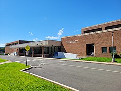 Hall High School, West Hartford CT.jpg