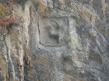 Une autre embrasure camouflée de l'A389.