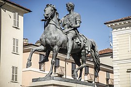 Pomnik Carlo Alberto, Casale Monferrato.