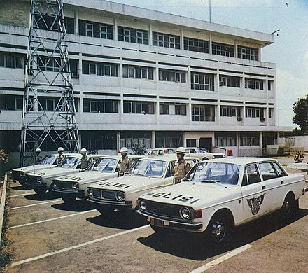 A fleet of Volvo 144's being used as police cars in 1976, a result of Liem's close relationship with the Indonesian government.