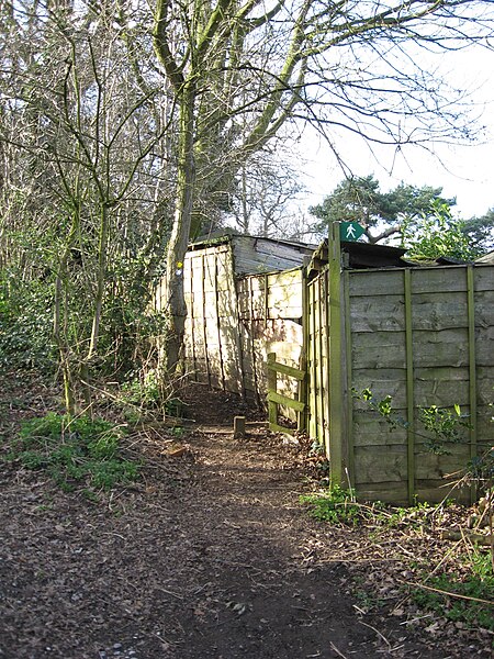 File:It's easy to miss the beginning of this public footpath - geograph.org.uk - 1773832.jpg