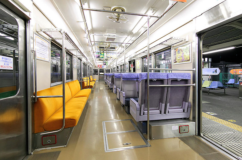 File:Izukyu 8000 Series EMU 019.JPG