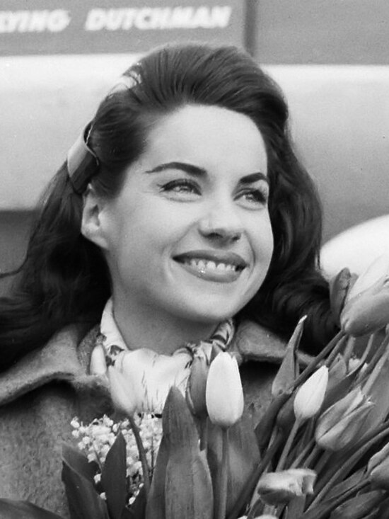Jacqueline Boyer, the winner of the Eurovision Song Contest 1960