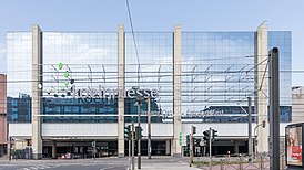 Выставочный центр Köln Messe (восточный вход), где ежегодно проводится мероприятие.
