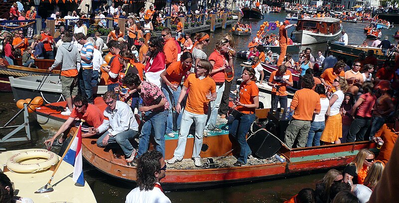 File:Koninginnedag 2007.jpg