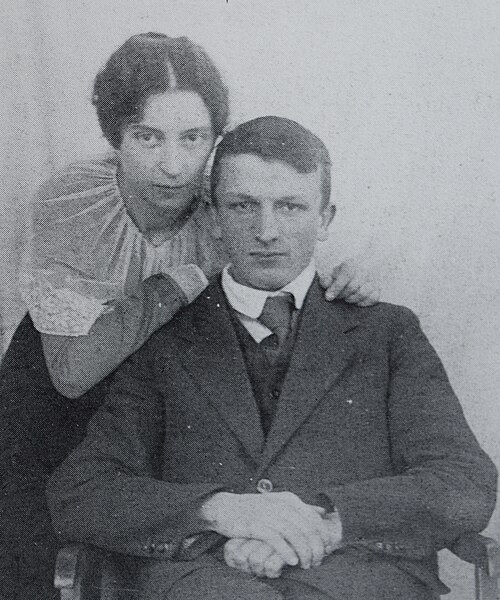 File:Maria Uhden und Georg Schrimpf, um 1917.jpg