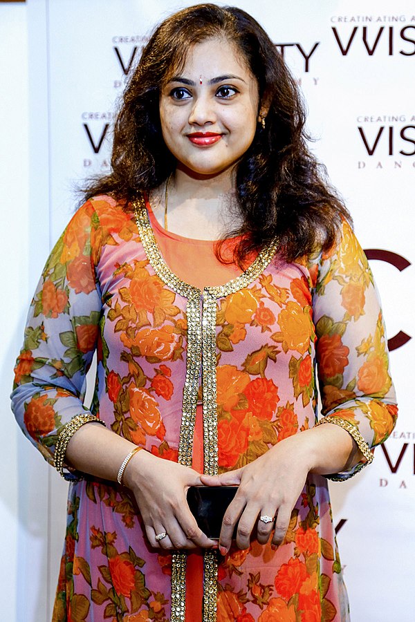 Meena at Viscosity Dance Academy launch in 2015