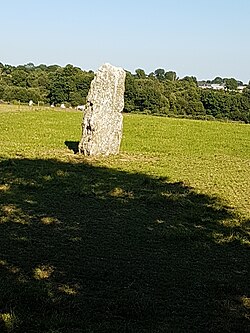 A Menhirs of Toul Hoat cikk szemléltető képe