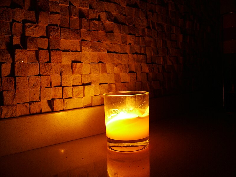 File:Mosaic Candle.jpg