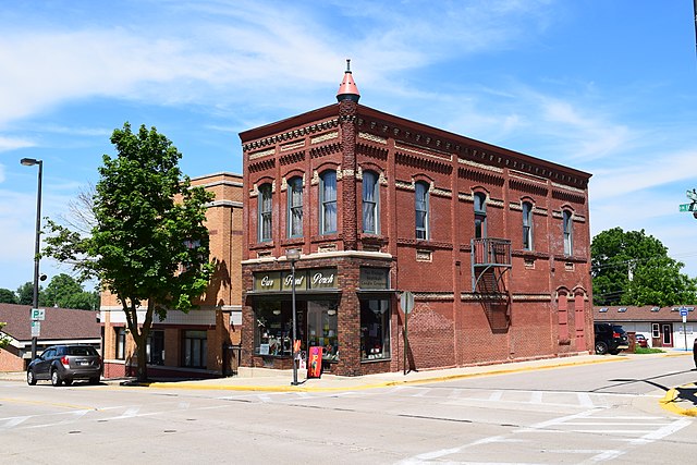 NE corner of Iowa and Chapel, Iowa Street Historic District