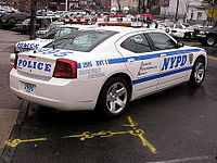 Один из автомобилей дорожной полиции (Highway Patrol) Dodge Charger 2009 года выпуска.