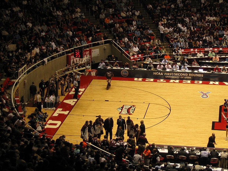 File:Nevada Wolf Pack vs. Montana Grizzlies, First Round, NCAA Men's Basketball Tournament, Huntsman Center, University of Utah, Salt Lake City, Utah (114272051).jpg