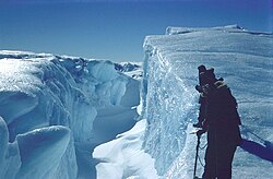 Олав Локен - Vanderford Glacier.jpg