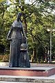 English: A monument of Kurp women - one of the symbols of Ostroleka Polski: Pomnik Kurpianek - jednego z symboli Ostrołęki