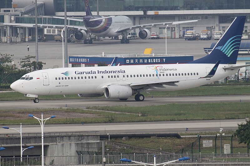 File:PK-GEH Boeing 737 Garuda Indo (7157423749).jpg