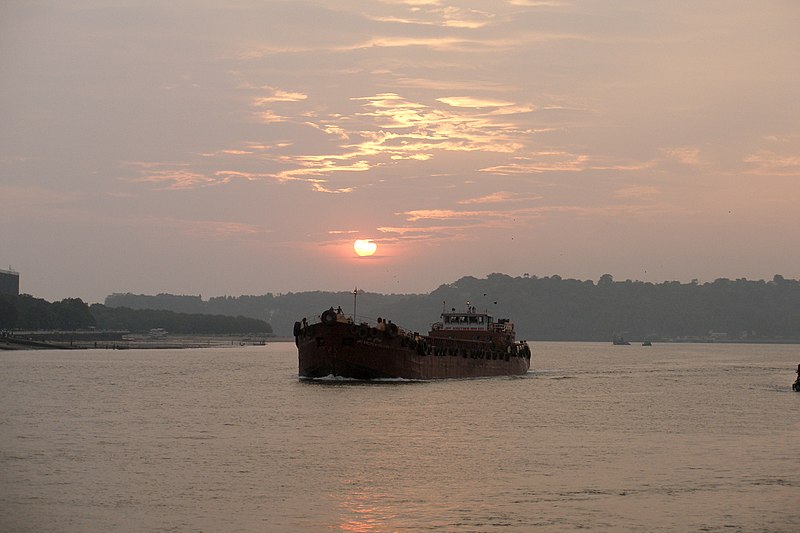 File:Panaji, Goa, India, Sunset, Mandovi River.jpg