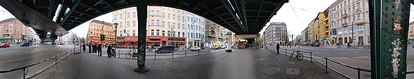 360°-Panorama of the intersection of Schönhauser Allee with Danziger and Eberswalder Straße. From left to right: junction of Eberswalder Straße, Schön