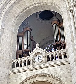 Paris, Notre-Dame-de-la-Croix-de-Ménilmontant, Hauptorgel (11).jpg