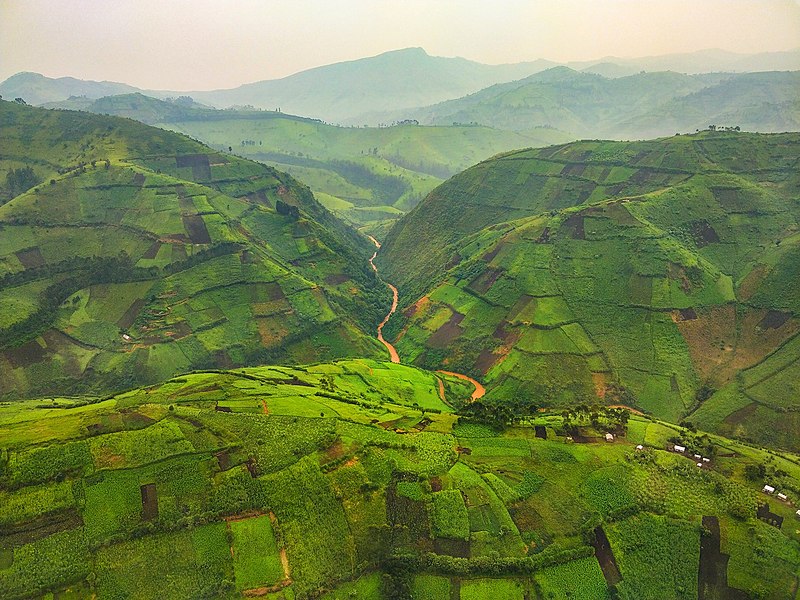 File:Paysage du territoire de Masisi (28130228449).jpg