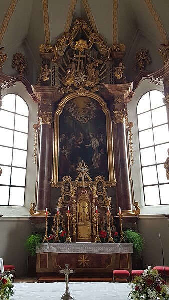 File:Pfarrkirche Brixlegg Hochaltar 1.jpg