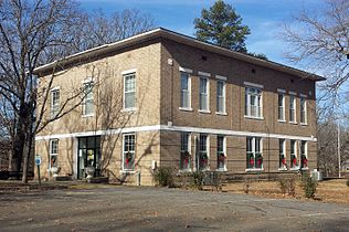 Prairie County Courthouse, De Valls Bluff, AR 001.jpg