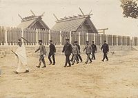 Prince Hirohito visits Tainan Shinto Shrine (1923). Prince Hirohito visit to Tainan Shrine.jpg