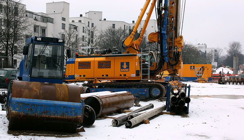 File:Project Mittlerer Ring Southwest Heckenstallerstr baumaschinen.JPG